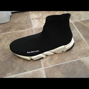 Balenciaga, i don’t have the box